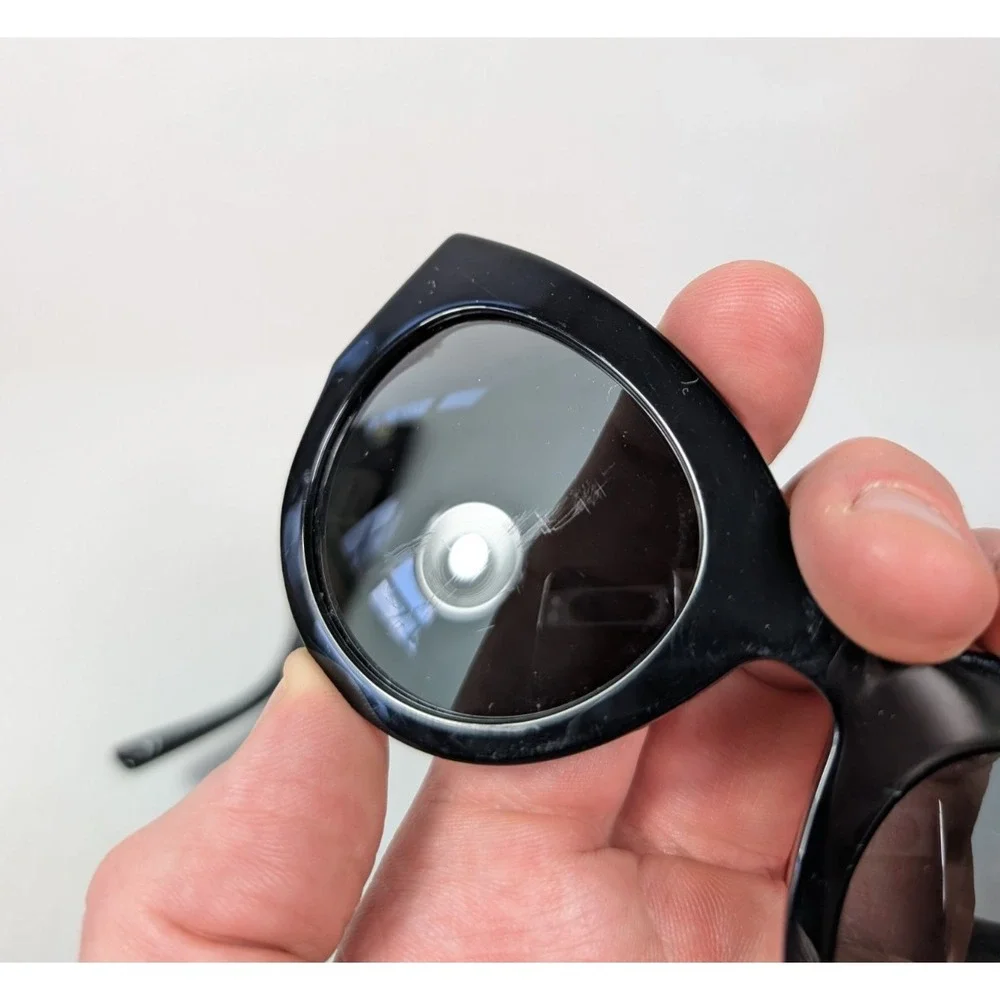 Authentic Versace Sunglasses MISSING SCREW READ‎ In Box VE4353 GB1/87